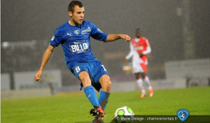 Johan, le 4 avril, ne te trompe pas de maillot ! Même si chez les Chamois tu te sens comme un poisson dans l'eau...