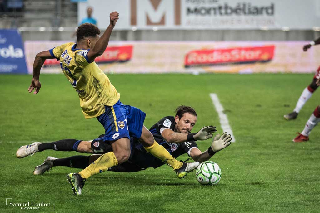 Officiel : Benjamin Leroy Prolonge Avec L'AC Ajaccio ! - MaLigue2