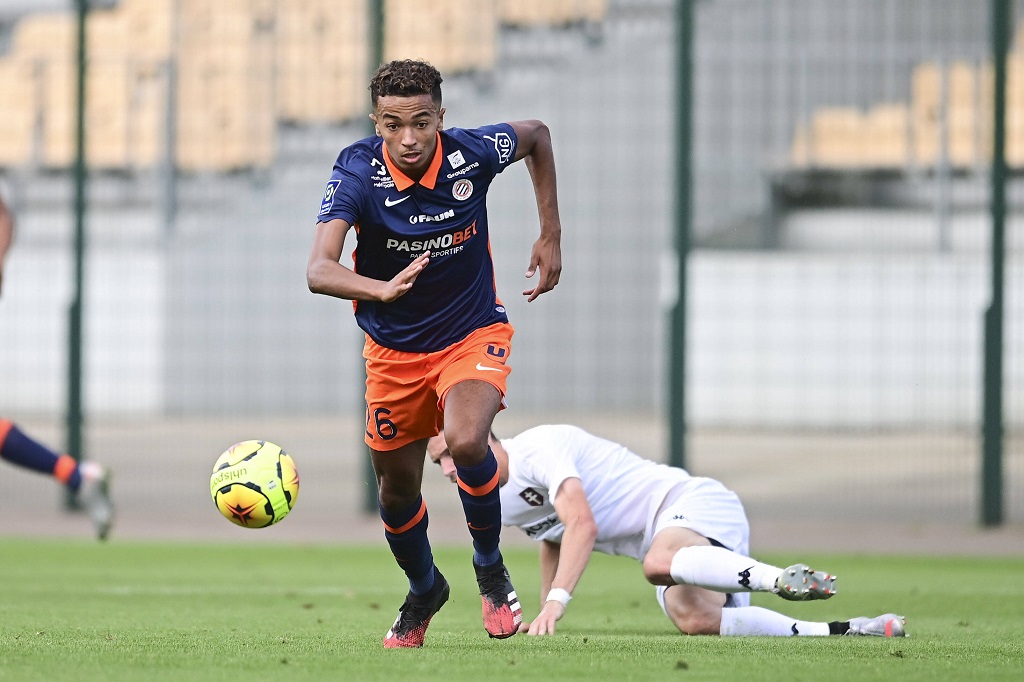 Niort Nouveau Chamois Samy Benchamma Signe En Provenance De Montpellier Maligue2