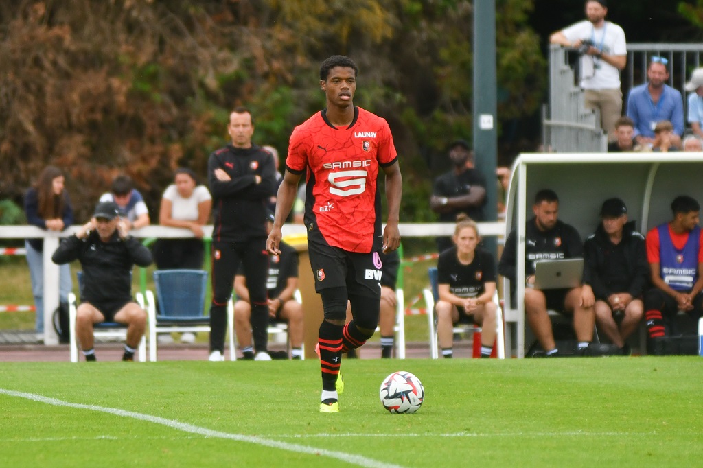 Mercato – Un défenseur du Stade Rennais vers un club de Ligue des Champions ?