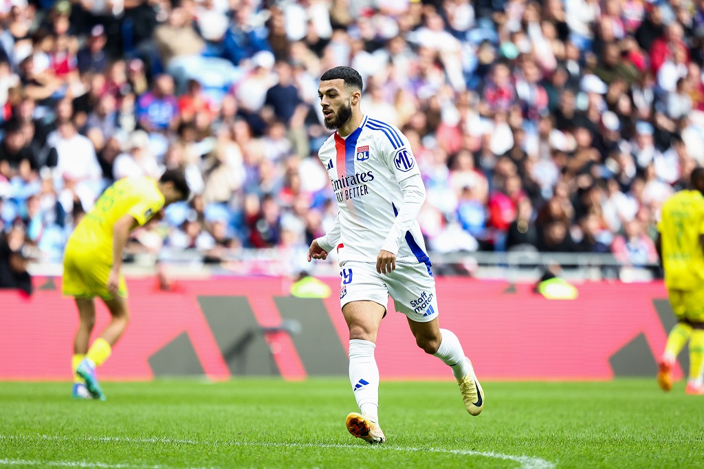 Ancien de Ligue 2 – Pierre Sage évoque les débuts difficiles de Mikautadze à l’OL : « Il n’est qu’au début de son histoire »