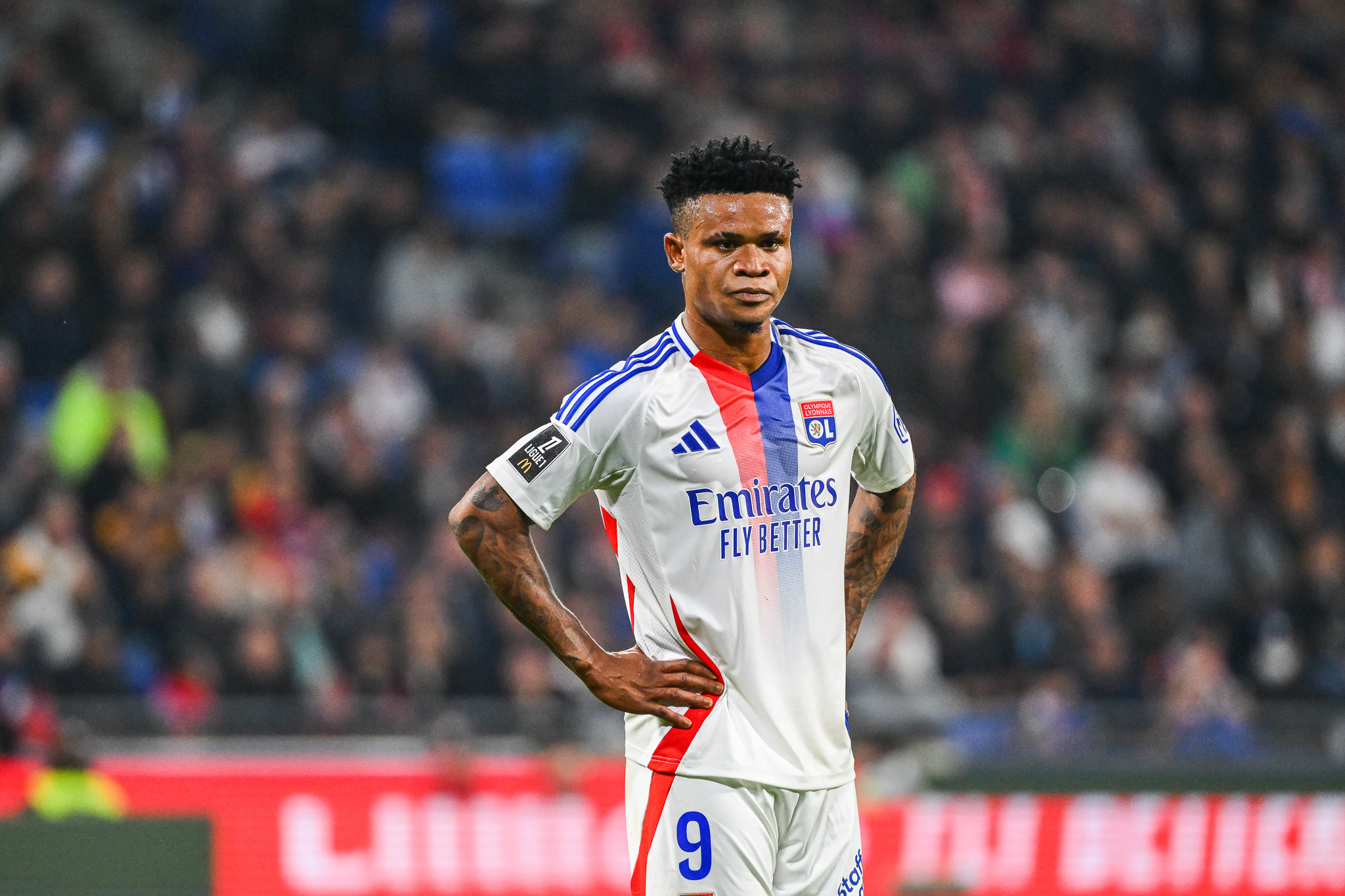 Mercato – Le RC Lens cherche à se renforcer avec un attaquant de l’OL