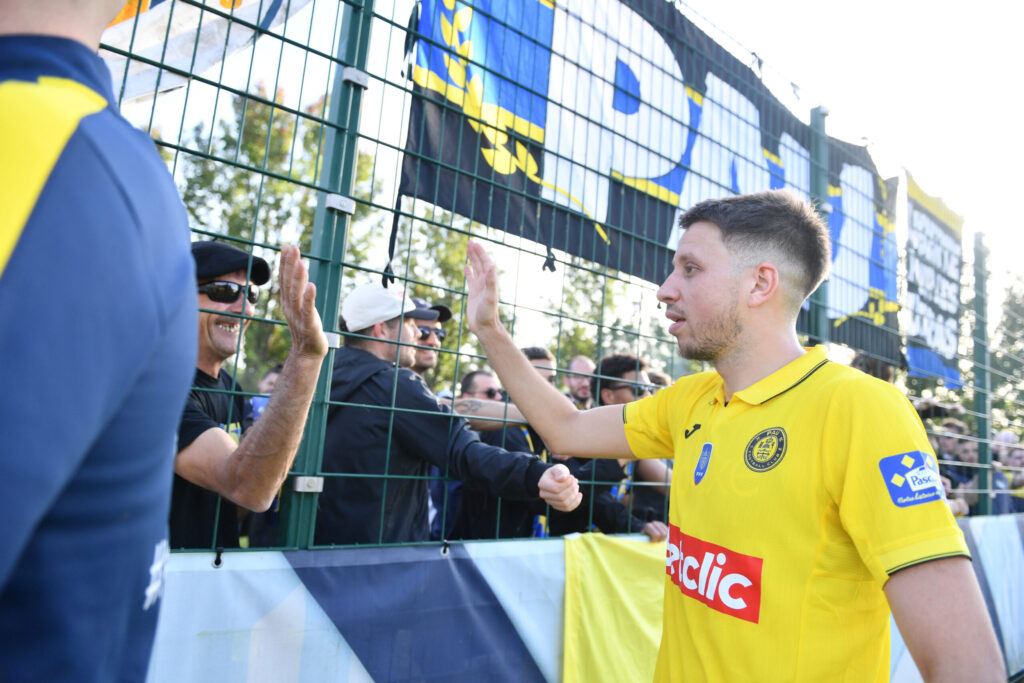 Pau FC – Nicolas Usaï sur le but vainqueur de Mehdi Chahiri : « Il est récompensé de son travail »