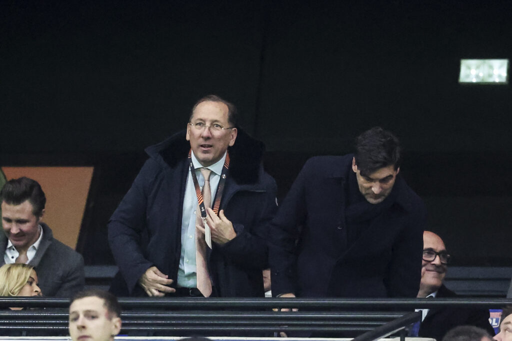 OL – Paulo Fonseca suspendu pour près de 9 mois : Textor déplore une « décision clairement trop sévère »