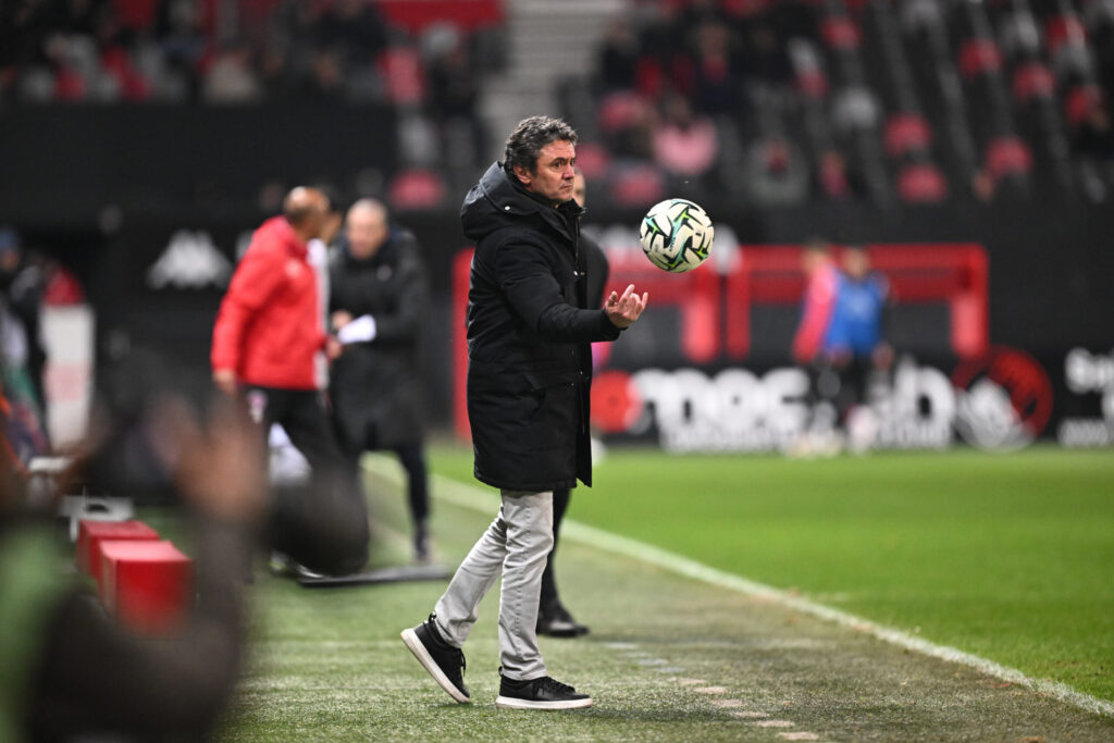 DIRECT – Le match Guingamp – Laval commenté sur MaLigue2 !