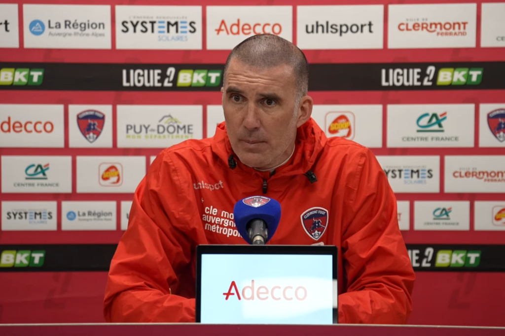 « Rattraper des équipes qui sont devant nous » : la mission de Laurent Batlles et du Clermont Foot 63 dans le sprint final