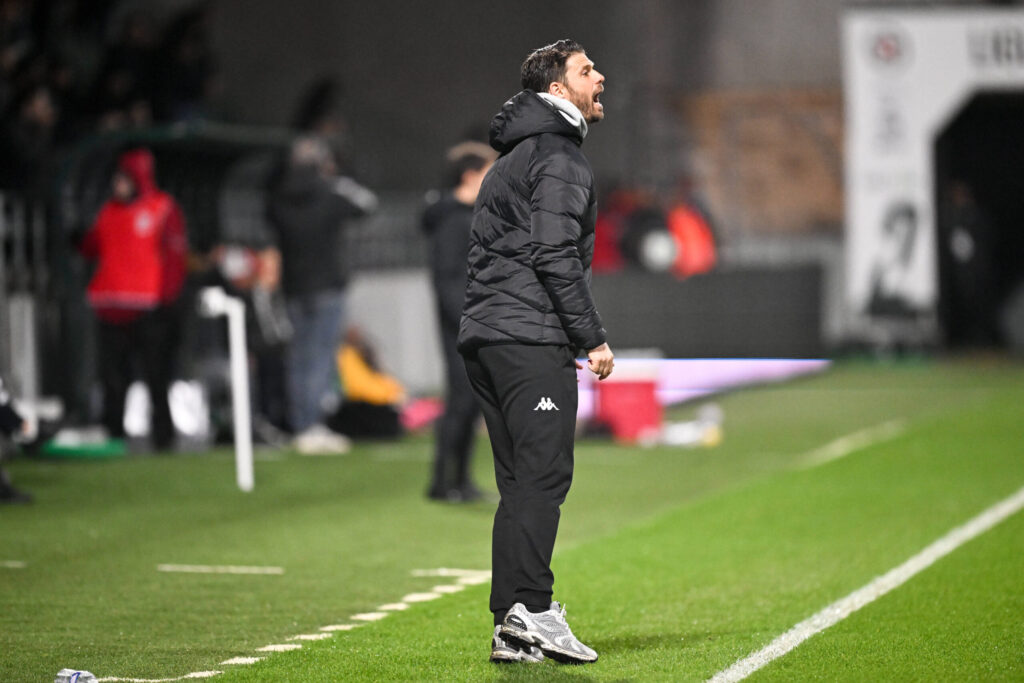 Red Star FC – Grégory Poirier : « Le public va être très important » dans le choc contre Clermont