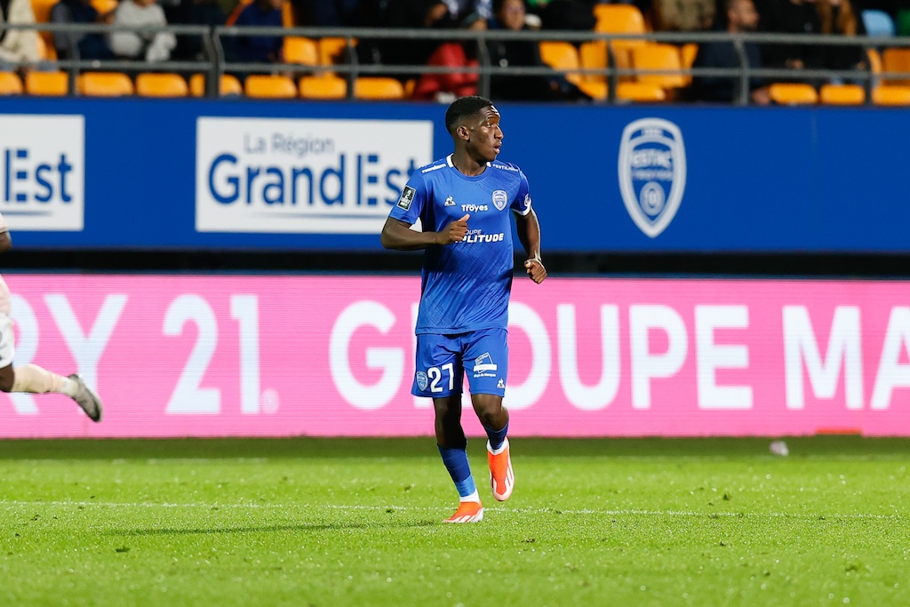 Kyliane DONG of Troyes during the Ligue 2 BKT match between Troyes and Metz at Stade de l'Aube on September 28, 2024 in Troyes, France. (Photo by Loic Baratoux/FEP/Icon Sport) - Photo by Icon Sport