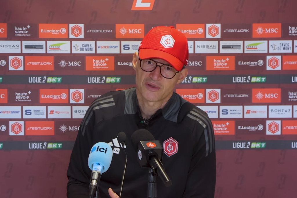 FC Annecy – Laurent Guyot : « Ça fait longtemps qu’on n’avait pas fait une première mi-temps comme ça à domicile »
