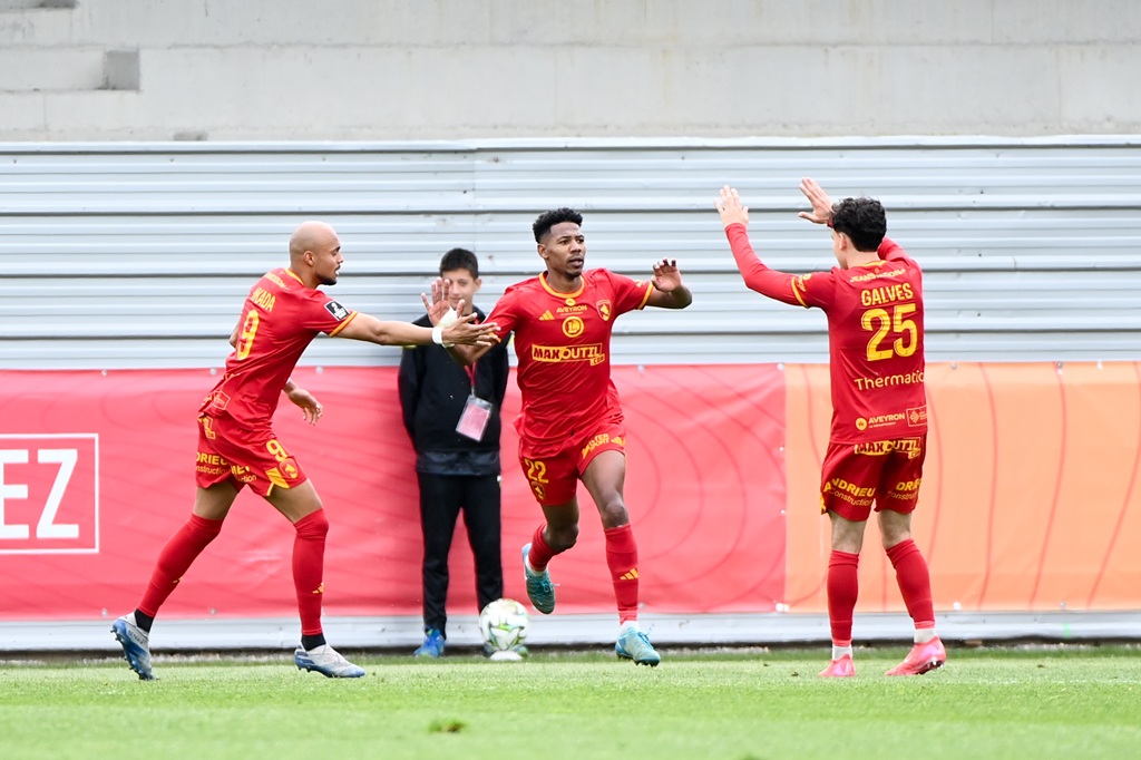 22 Tawfik BENTAYEB (raf) during the ligue 2 BKT match between Rodez and Paris FC at Paul Lignon Stadium on April 26, 2025 in Rodez, France. (Photo by Sylvain Thomas/FEP/Icon Sport) - Photo by Icon Sport