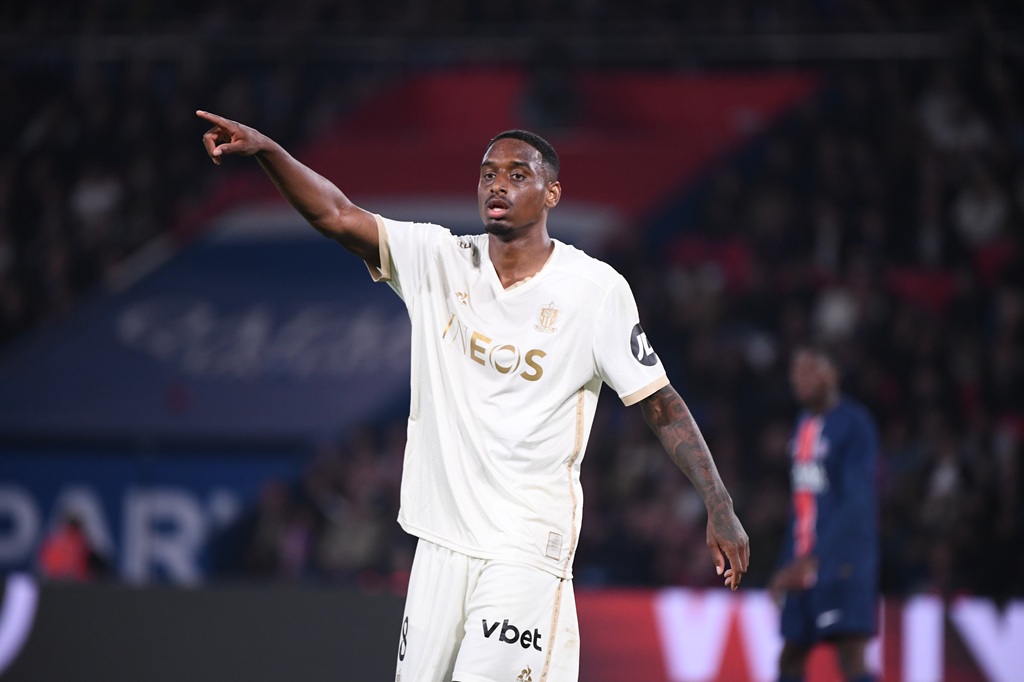 Pablo ROSARIO of Nice during the Ligue 1 MCDonald's match between Paris and Nice on April 25, 2025 at Parc des Princes in Paris, France. (Photo by Philippe Lecoeur/FEP/Icon Sport) - Photo by Icon Sport l Paris FC